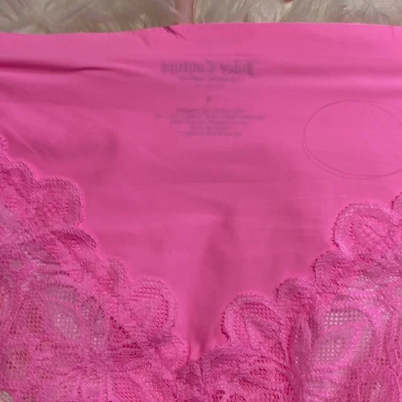 Juicy Couture Panties Lot of 3 Set Pink White Lace Size Small No Panty lines NWT - Picture 6 of 6